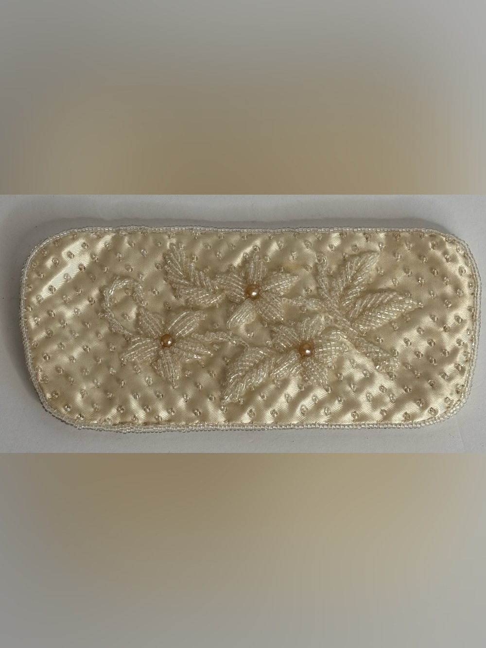 EYEGLASS CASE (VINTAGE BEADED)